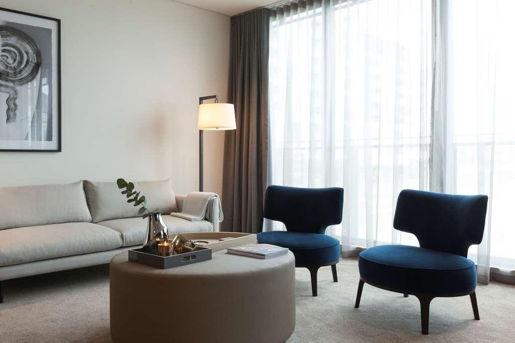 One Global Resorts Green Square Sydney Amenities photo A living room at The Standard East Village