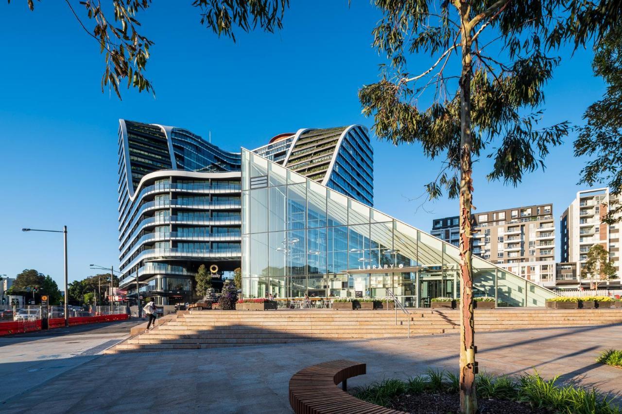 One Global Resorts Green Square Sydney Exterior photo The new building of the University of New South Wales, Sydney